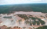 Trek.Today search results: The Devil's Throat (Garganta do diablo), Iguazu river, Brazil, Argentina border