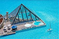 World & Travel: San Alfonso del Mar pool and resort, Algarrobo, Chile