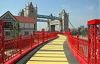 World & Travel: Cloned London Tower Bridge in Suzhou, Jiangsu province, China