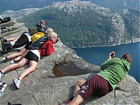 World & Travel: Preikestolen, Hyvlatonnå, Preacher's Pulpit Rock, Lysefjorden, Forsand, Ryfylke, Norway