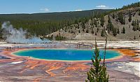 World & Travel: Yellowstone National Park, Wyoming, Idaho, Montana, United States