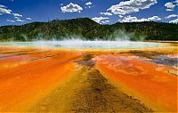 World & Travel: Yellowstone National Park, Wyoming, Idaho, Montana, United States