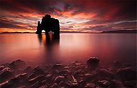 World & Travel: Dynosaur Rock Hvítserkur, Vatnsnes, Iceland