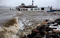 World & Travel: Hurricane Sandy 2012, Atlantic, United States