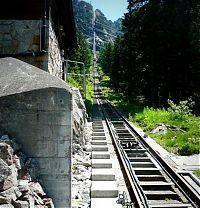 World & Travel: Gelmerbahn funicular railway, Handeck, Bern, Switzerland