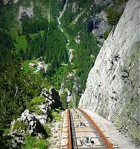 World & Travel: Gelmerbahn funicular railway, Handeck, Bern, Switzerland