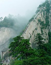 World & Travel: Hua shan hiking trail, Huayin, Shaanxi province, China