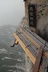 World & Travel: Hua shan hiking trail, Huayin, Shaanxi province, China