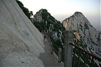 World & Travel: Hua shan hiking trail, Huayin, Shaanxi province, China