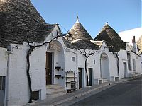 World & Travel: Alberobello, Bari, Puglia, Italy