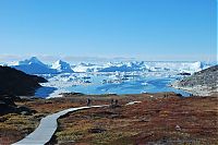 World & Travel: iceberg