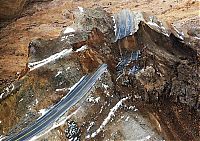World & Travel: Massive landslide in Kennecott Copper Bingham Canyon Mine, Oquirrh Mountains, Salt Lake City, Utah, United States