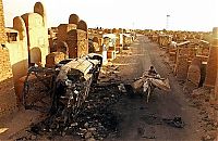 World & Travel: Wadi Al-Salaam cemetery