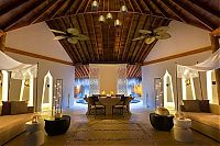 World & Travel: Dusit Thani Maldives hotel, Baa Atoll, Maldives