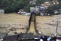 World & Travel: 2013 floods, Uttarakhand, Himachal Pradesh, North India