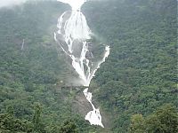 World & Travel: Dudhsagar Falls Railway Bridge, Mandovi River, Goa, India