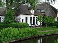 Trek.Today search results: Giethoorn village, Overijssel, Steenwijkerland, Netherlands