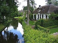 Trek.Today search results: Giethoorn village, Overijssel, Steenwijkerland, Netherlands