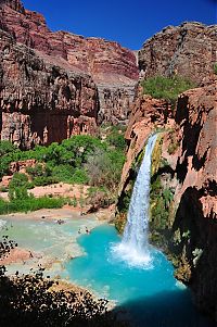 World & Travel: Havasu Falls, Grand Canyon, Supai, Arizona, United States
