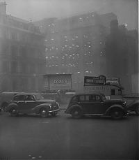 World & Travel: History: Great Smog of '52, London, England, United Kingdom