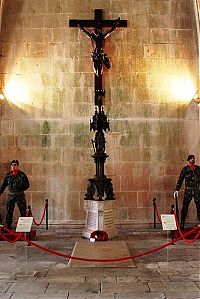 Trek.Today search results: tomb of the unknown soldier around the world