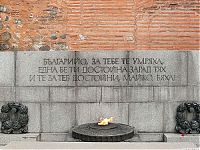 Trek.Today search results: tomb of the unknown soldier around the world