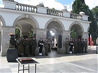 Trek.Today search results: tomb of the unknown soldier around the world