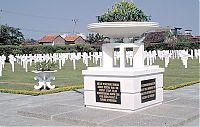 Trek.Today search results: tomb of the unknown soldier around the world