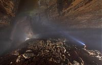 World & Travel: Er Wang Dong cave, Wulong Karst, Wulong County, Chongqing Municipality, China