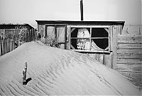 World & Travel: History: Dust Bowl, Dirty Thirties, 1930s, Great Plains, American and Canadian prairies