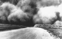 World & Travel: History: Dust Bowl, Dirty Thirties, 1930s, Great Plains, American and Canadian prairies