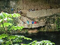 World & Travel: Ik Kil cenote, Pisté, Municipality of Tinúm, Yucatán, Mexico