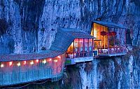 Fanven restaurant, Happy valley, Xiling Gorge, Yangtze River, Hubei province, China