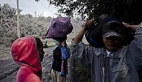 Trek.Today search results: Mount Sinabung, January 2014 eruption, Karo Regency, North Sumatra, Indonesia