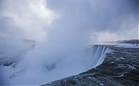World & Travel: Niagara Falls frozen partially in 2014, Canada, United States