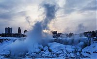 Niagara Falls frozen partially in 2014, Canada, United States