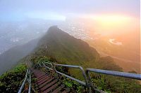 Stairway to Heaven, Haʻikū Stairs, Oʻahu, Hawaiian Islands, United States