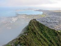 World & Travel: Stairway to Heaven, Haʻikū Stairs, Oʻahu, Hawaiian Islands, United States