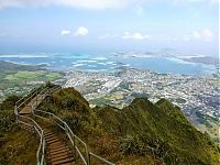 Stairway to Heaven, Haʻikū Stairs, Oʻahu, Hawaiian Islands, United States