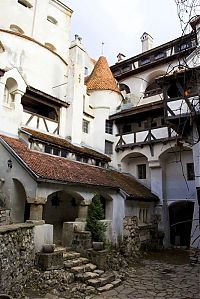 World & Travel: Dracula's Castle, Bran Castle, Bran, Braşov County, Transylvania, Romania