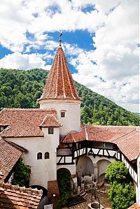 World & Travel: Dracula's Castle, Bran Castle, Bran, Braşov County, Transylvania, Romania