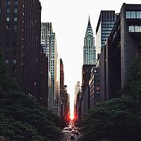 World & Travel: Manhattanhenge, Manhattan Solstice, New York City, United States