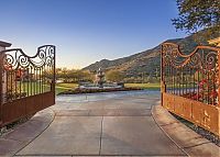 World & Travel: Luxury house at McDowell Mountains, Scottsdale, Maricopa County, Arizona