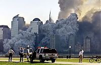 World & Travel: History: Collapse of the World Trade Center, September 11, 2001, Lower Manhattan, New York City, United States