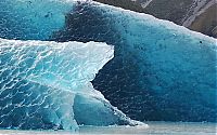 World & Travel: iceberg