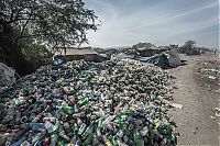 Trek.Today search results: Scavenging in Port-au-Prince, Ouest, Haiti