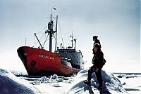 Trek.Today search results: 1955–58 Commonwealth Trans-Antarctic Expedition, Antarctic Plateau, Antarctica