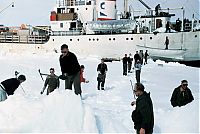 Trek.Today search results: 1955–58 Commonwealth Trans-Antarctic Expedition, Antarctic Plateau, Antarctica