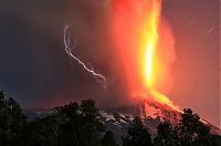 Trek.Today search results: Villarrica Rucapillán volcano eruption, Araucania Region, Andes, Chile