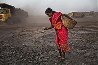 Trek.Today search results: Coal field fire, Jharia, Dhanbad, Jharkhand, India